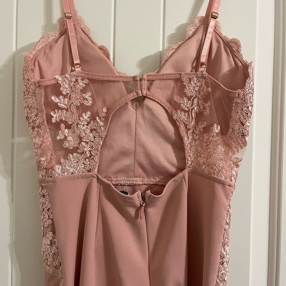 Pink Lace Dress - Picture 4 of 5